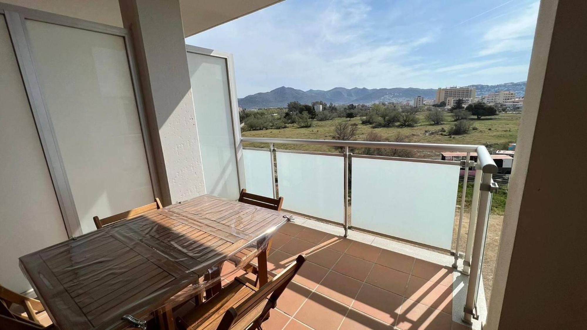 Acogedor Con Piscina En Santa Margarita Apartment